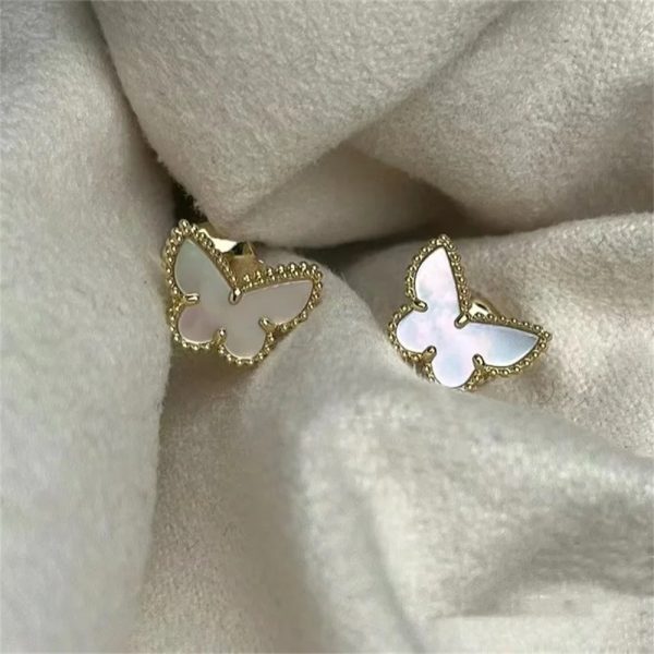 Van Cleef & Arpels Sweet Alhambra Butterfly Earstuds 18K Yellow Gold