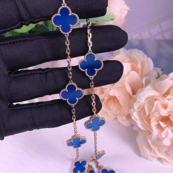 VAN CLEEF & ARPEL 18CT GOLD ALHAMBRA NECKLACE BLUE AGATE 10 MOTIFS