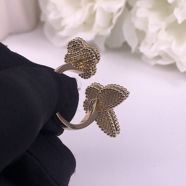 VAN CLEEF & ARPEL LUCKY ALHAMBRA BETWEEN THE FINGER RING BUTTERFLY