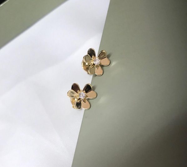 Van Cleef & Arpels Diamond Frivole Earrings Mini Yellow Gold VCARPJMN00