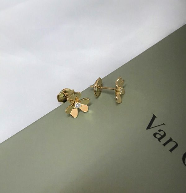 Van Cleef & Arpels Diamond Frivole Earrings Mini Yellow Gold VCARPJMN00