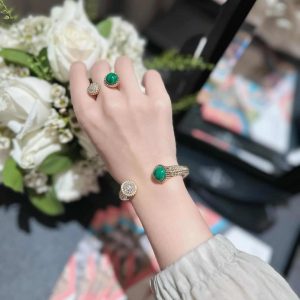 Van Cleef & Arpels Perlée Couleurs Bracelet VCARP27000