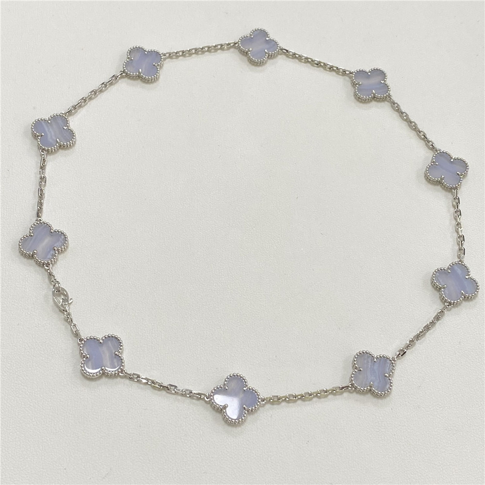 Van Cleef Arpels 18k white gold 10 motif Necklace Chalcedony