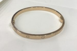 Authentic Cartier love bracelet medium 4.8mm